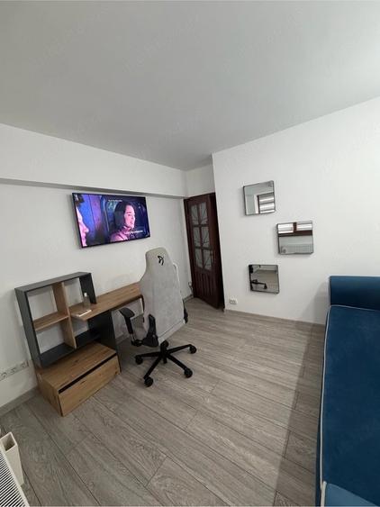 Apartament cu 3 camere decomandat în Vidin-Progresul