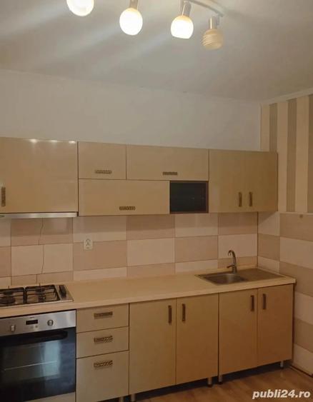 Casă cu 5 camere în Central