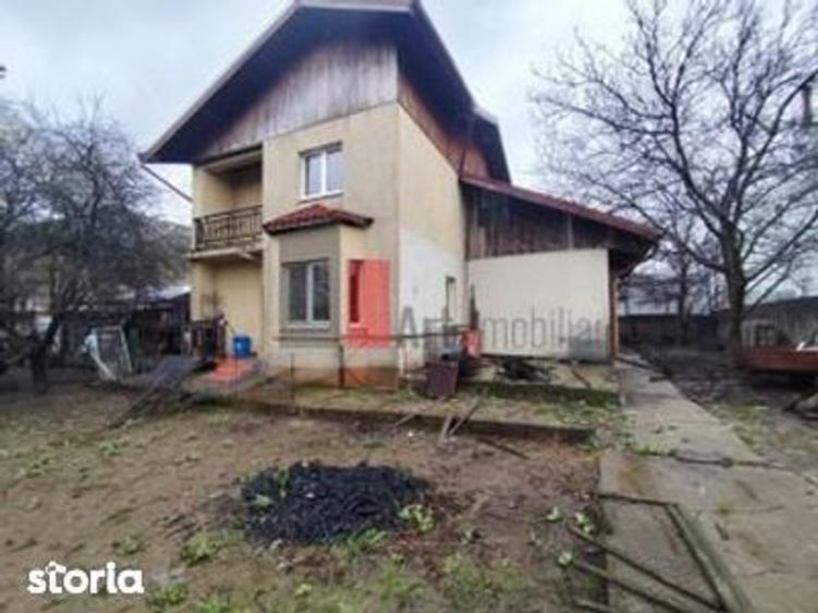 Casă cu 4 camere cu Teren 3400 Mp în Pantelimon