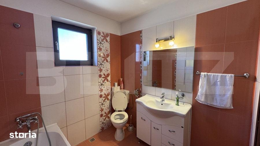 Casă cu 4 camere cu Teren 588 Mp în Cârcea