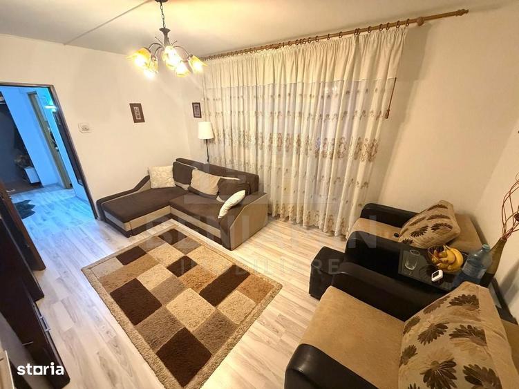 Apartament cu 3 camere semidecomandat în Valea Rosie