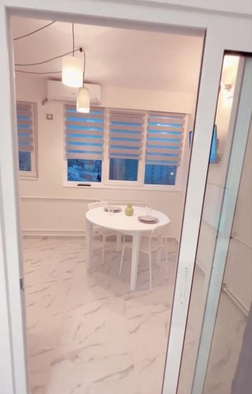 Garsonieră decomandată în Brâncoveanu