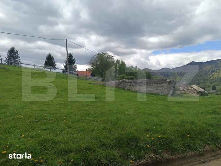 Casă cu 1 camere cu Teren 1093 Mp în Peștera
