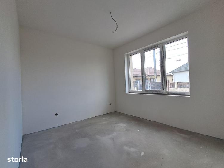 Casă cu 4 camere cu Teren 601 Mp în Apahida