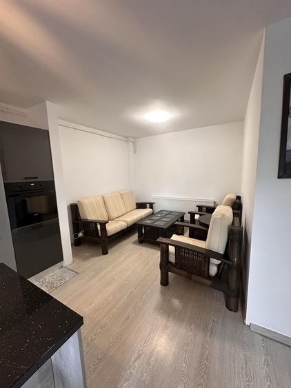 Apartament cu 2 camere în Florești