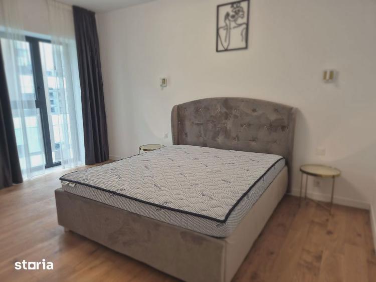Apartament cu 3 camere semidecomandat, mobilat în 13 Septembrie