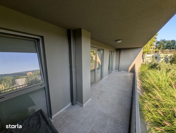 Apartament cu 3 camere în Sud