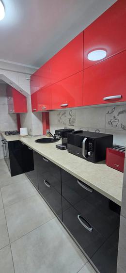 Apartament cu 2 camere semidecomandat în Micro 16