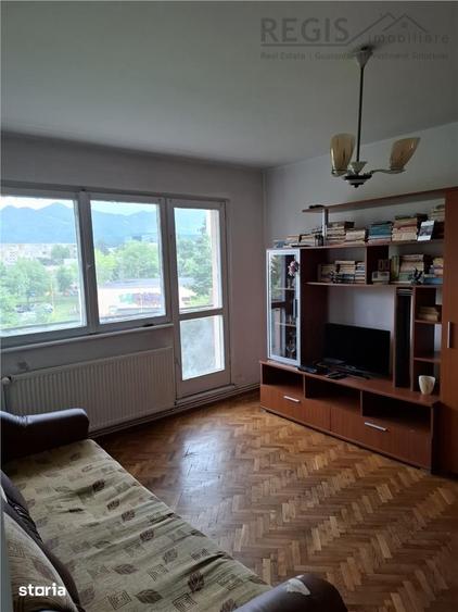 Apartament cu 2 camere semidecomandat în Astra