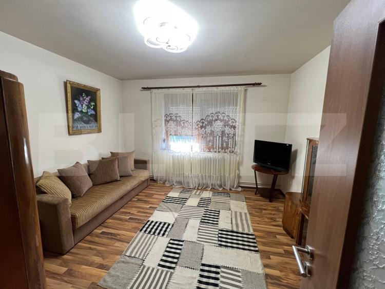 Casă individuală cu 4 camere cu Canalizare în Gușterița