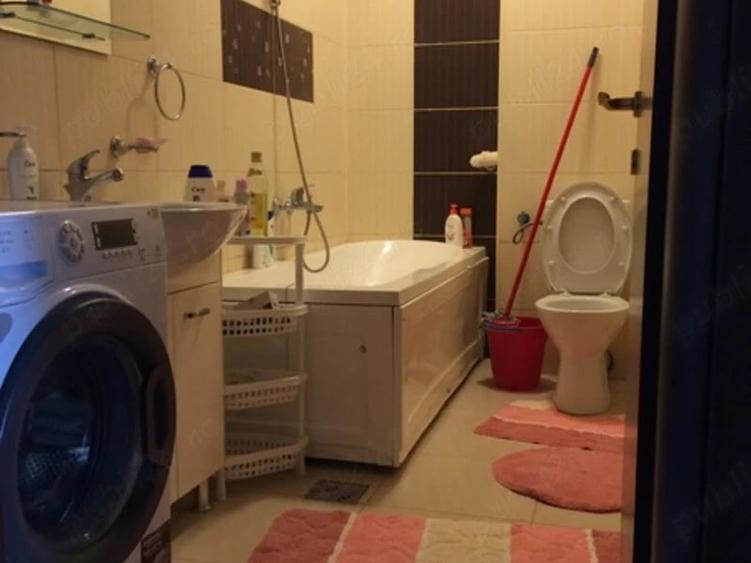 Garsonieră decomandată în Brâncoveanu