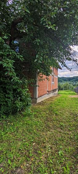 Casă individuală cu 4 camere cu Teren 2446 Mp în Manga