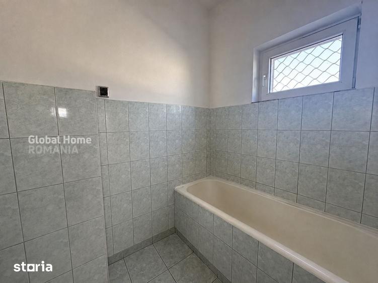 Casă cu 4 camere cu Teren 100 Mp în Vatra Luminoasă