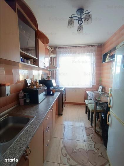 Apartament cu 2 camere decomandat în Titan — fotografia 1