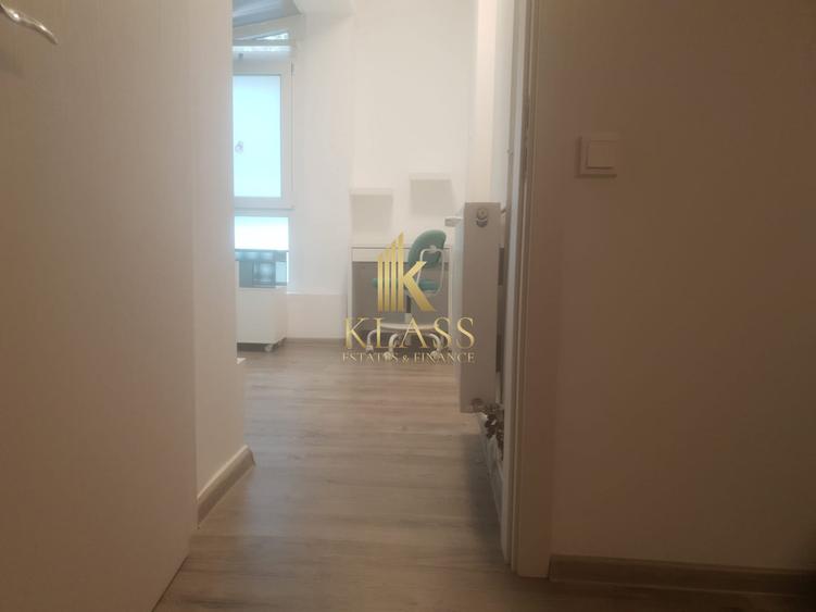 Apartament cu 3 camere semidecomandat, mobilat în Primăverii