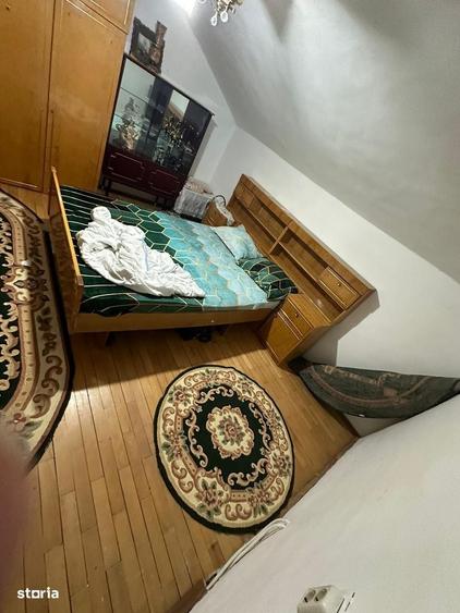 Casă cu 4 camere cu Teren 250 Mp în Călugareni