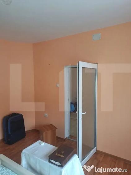 Casă cu 4 camere cu Teren 495 Mp în Central