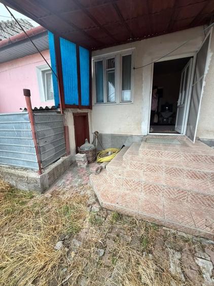 Casă individuală cu 2 camere cu Teren 267 Mp în Vest