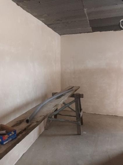 Casă individuală cu 2 camere cu Teren 400 Mp în Clinceni