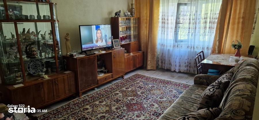 Apartament cu 2 camere în Km 4