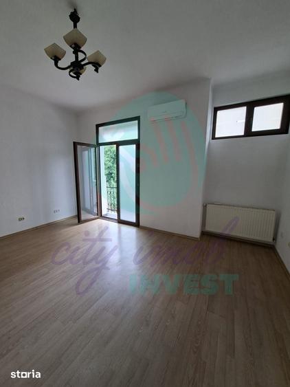 Casă cu Teren 200 Mp în Iancului