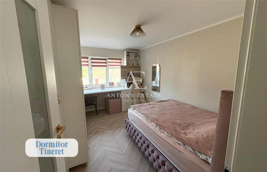 Casă cu 4 camere cu Canalizare în Podgoria