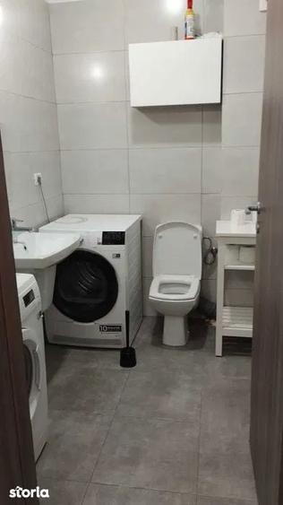 Apartament cu 3 camere decomandat în Centrul Civic