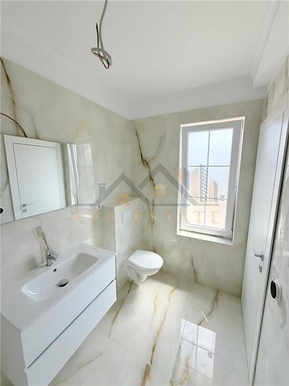 Apartament cu 2 camere semidecomandat în Giroc