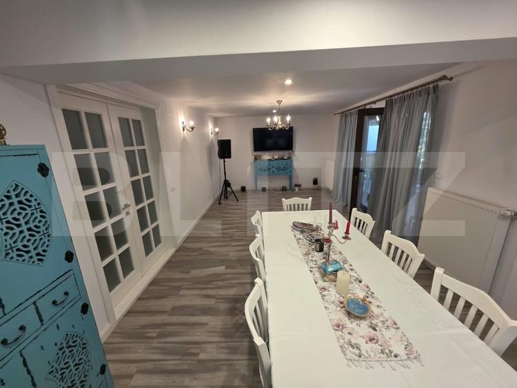 Casă individuală cu 5 camere cu Canalizare în Sinaia