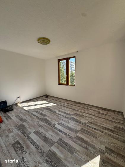 Spațiu comercial, de 200 mp, în Mărăști