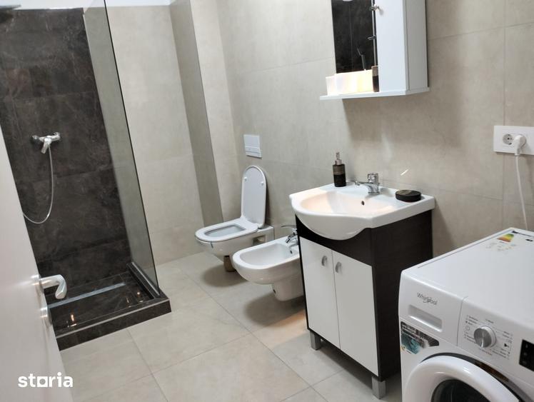 Apartament cu 2 camere în Micro 17