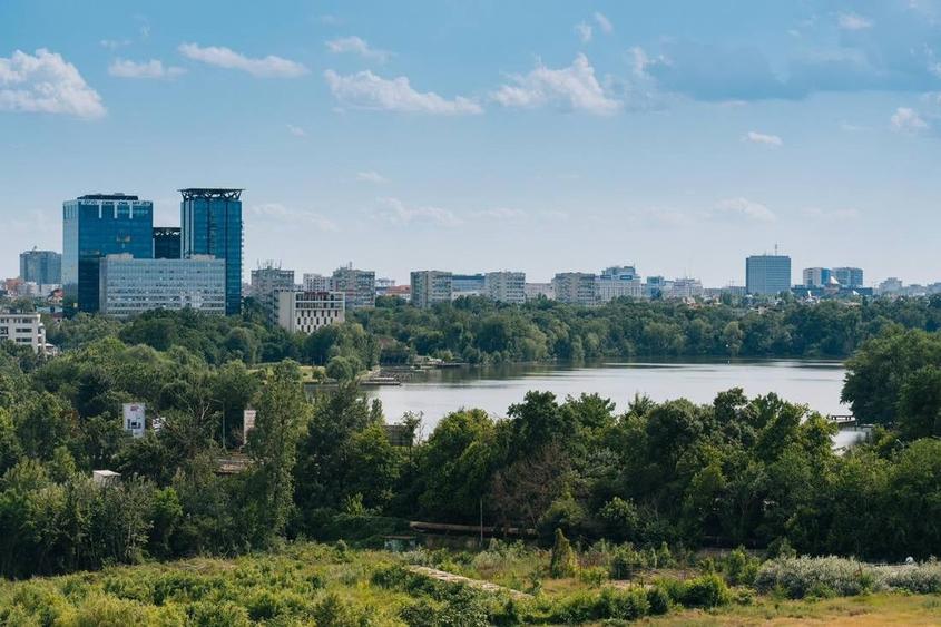 Apartament cu 2 camere semidecomandat, mobilat în Voluntari