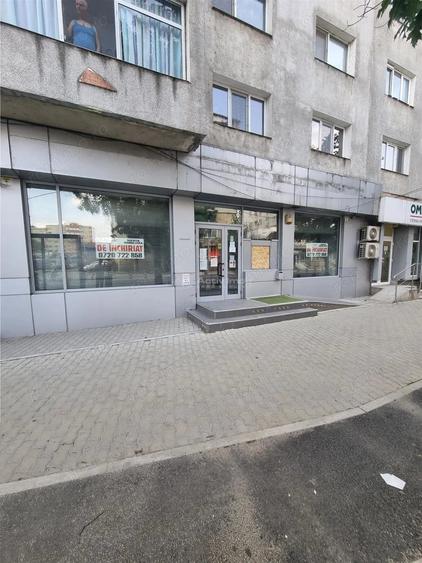 Spațiu comercial, de 120 mp, în Central