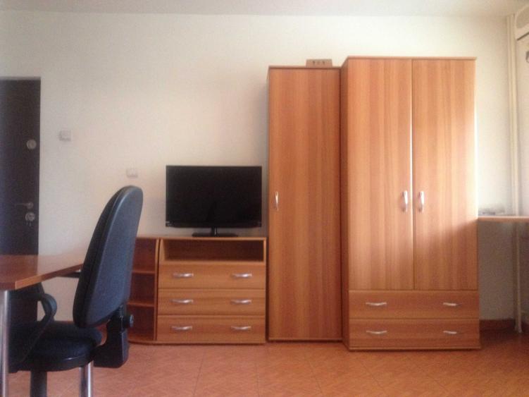 Garsonieră semidecomandată în Tineretului