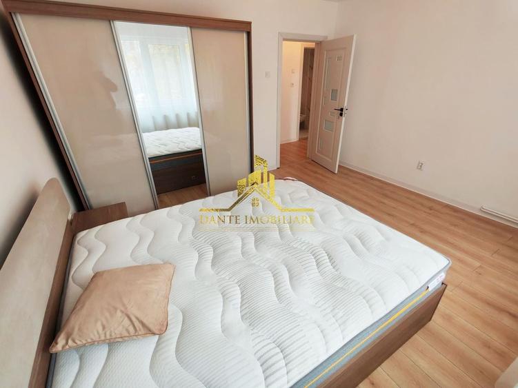 Apartament cu 3 camere semidecomandat, mobilat în Mănăștur