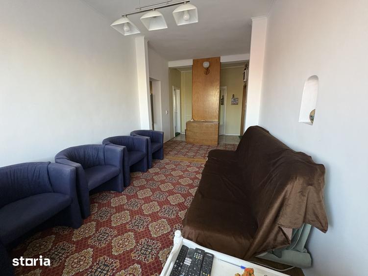 Apartament cu 3 camere în Central