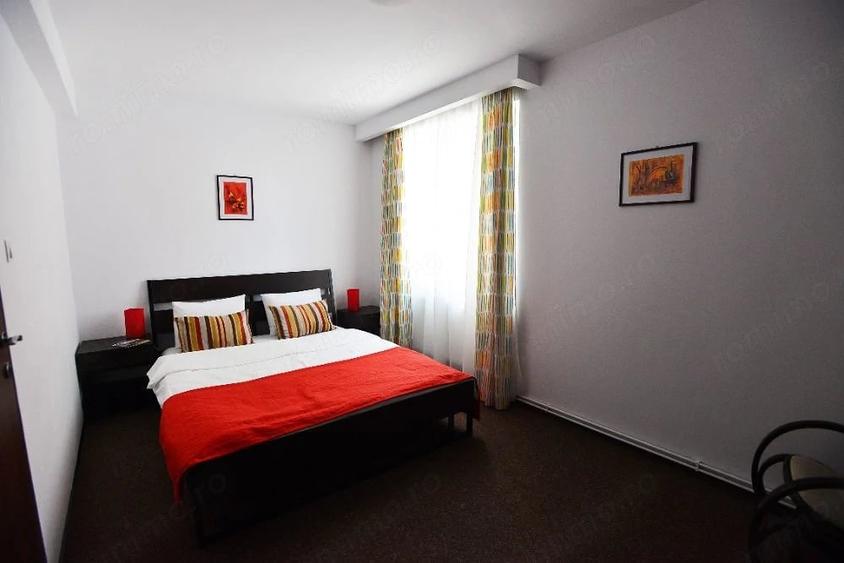 Apartament cu 3 camere semidecomandat în Spitalul Județean