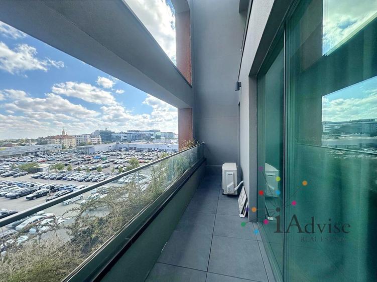 Apartament cu 4 camere decomandat, mobilat în Central