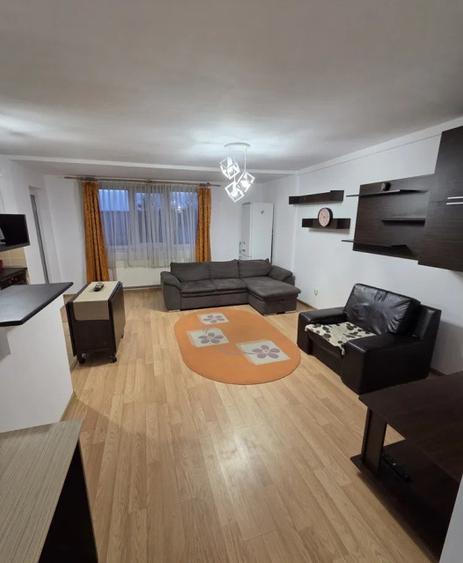 Apartament cu 2 camere semidecomandat, mobilat în Florești — fotografia 2