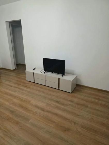Apartament cu 2 camere semidecomandat în Domenii