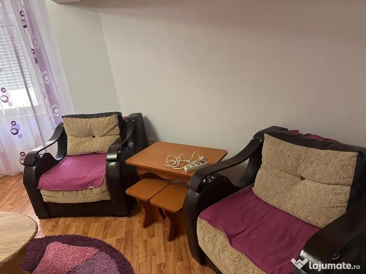 Casă cu 2 camere în Central