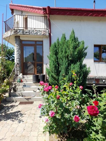 Casă cu 4 camere în Mătești