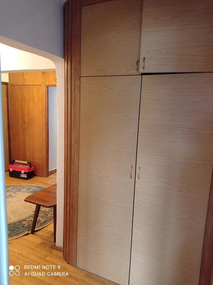 Apartament cu 4 camere decomandat în Nufărul