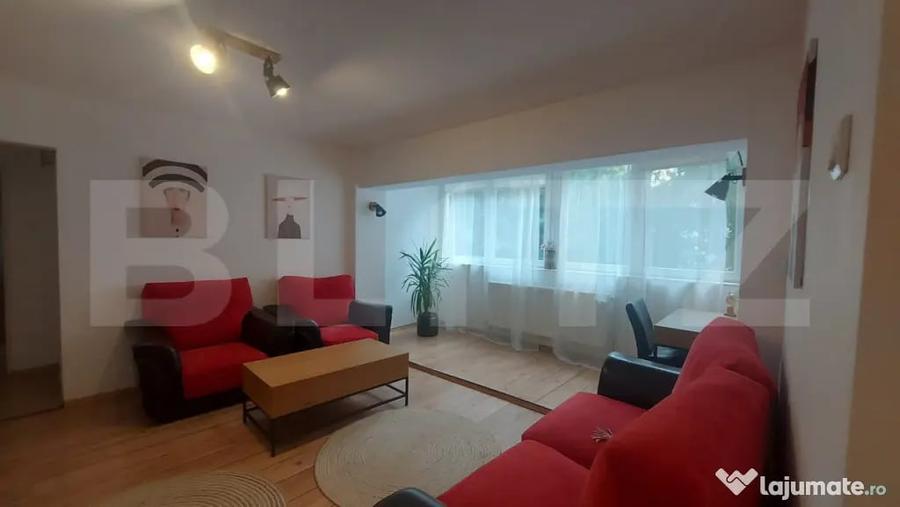 Apartament cu 3 camere decomandat în Central