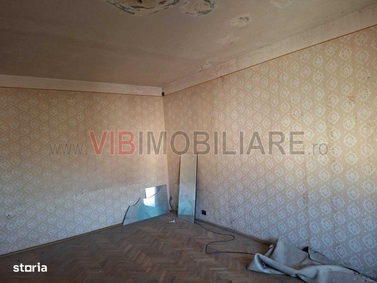 Apartament cu 3 camere decomandat în Soarelui