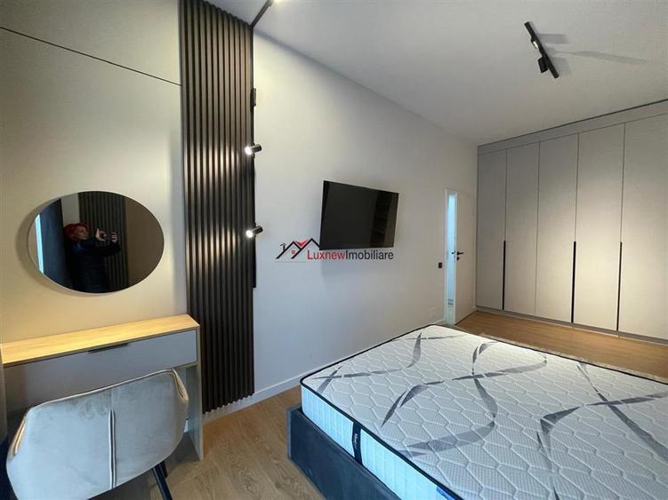 Apartament cu 3 camere decomandat, mobilat în Florești