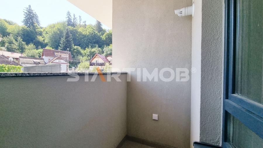 Apartament cu 2 camere semidecomandat, mobilat în Noua
