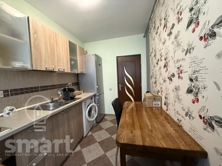 Apartament cu 2 camere decomandat, mobilat în Zorilor