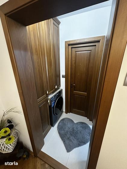 Apartament cu 3 camere în Ultracentral