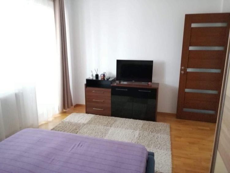 Apartament cu 2 camere decomandat în Exterior Vest